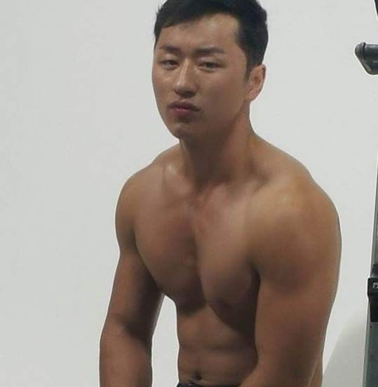 Дуучин П.Баярцэнгэлийн “булчинлаг” төрх